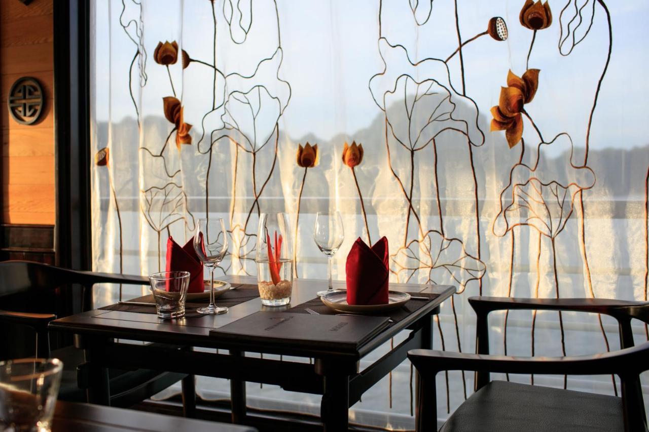 V'Spirit Cruise Hotell Ha Long Eksteriør bilde