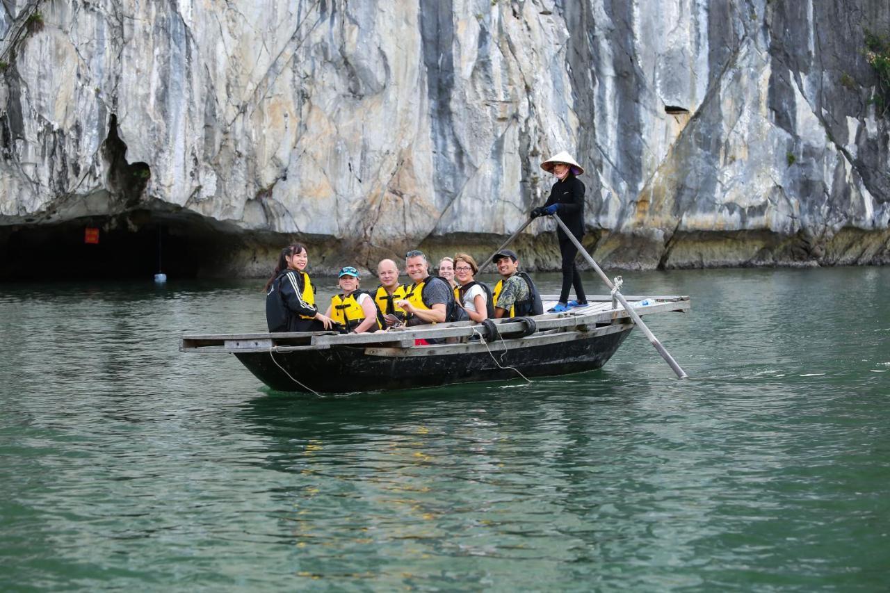 V'Spirit Cruise Hotell Ha Long Eksteriør bilde