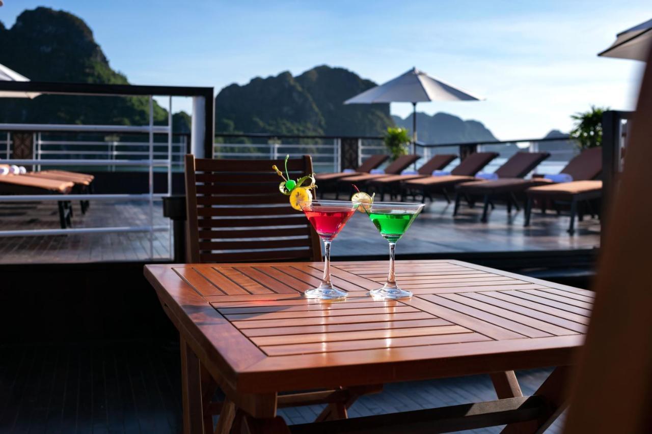 V'Spirit Cruise Hotell Ha Long Eksteriør bilde