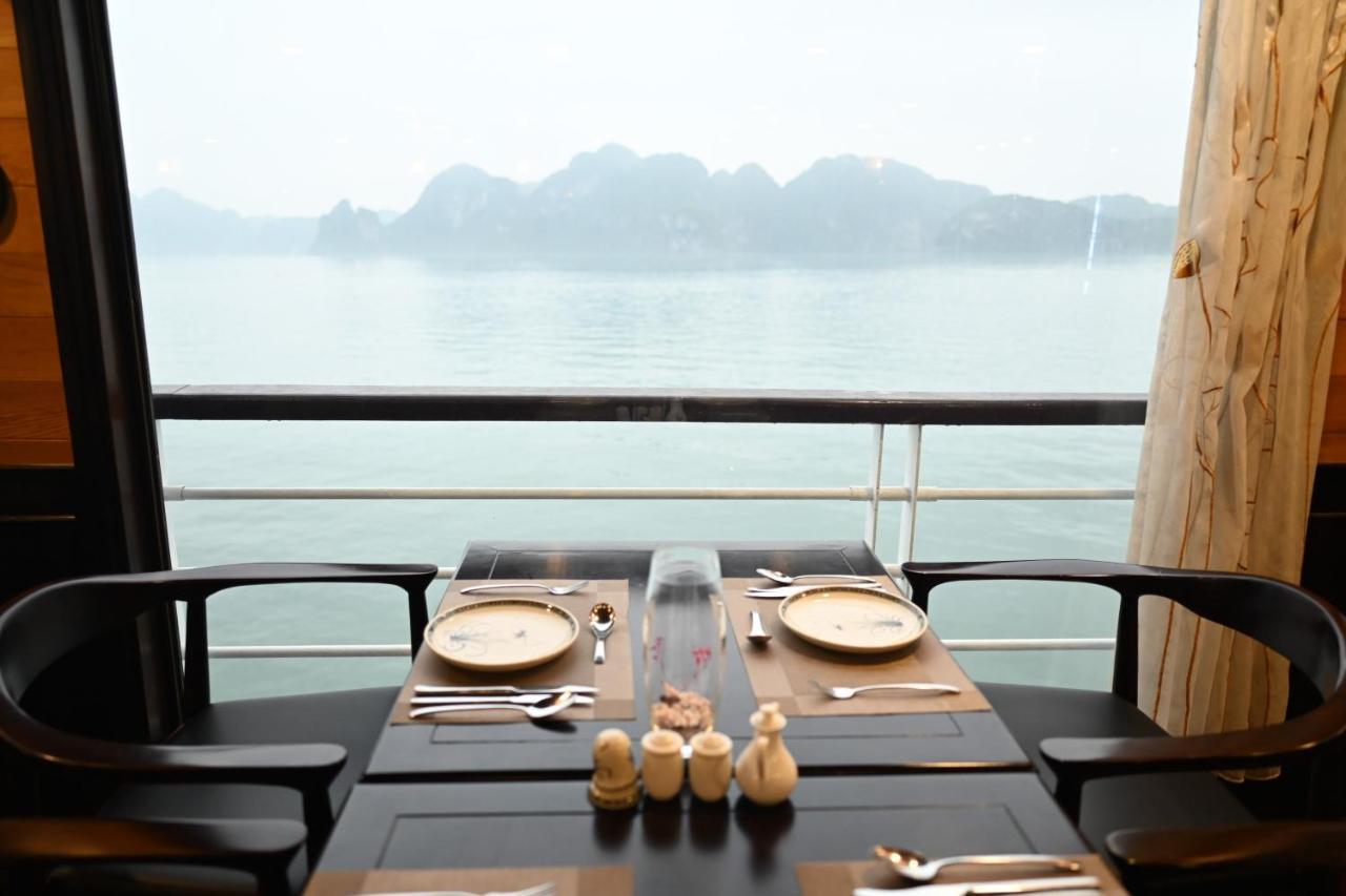 V'Spirit Cruise Hotell Ha Long Eksteriør bilde