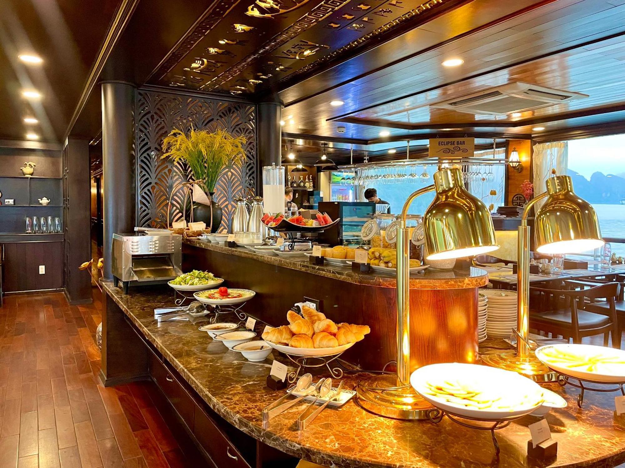 V'Spirit Cruise Hotell Ha Long Eksteriør bilde