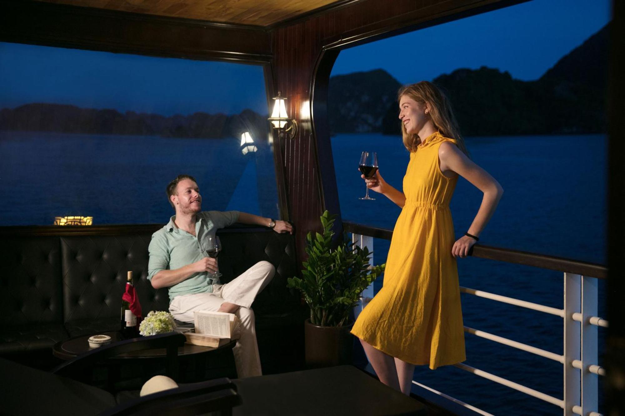V'Spirit Cruise Hotell Ha Long Eksteriør bilde